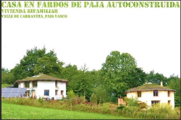 Casa de Fardos de Paja en Autoconstrucción